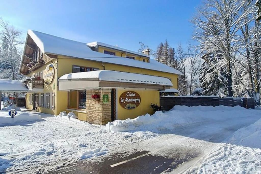 Le Petit Loup, Appartement Neuf Avec Jardin Gerbépal Exteriér fotografie