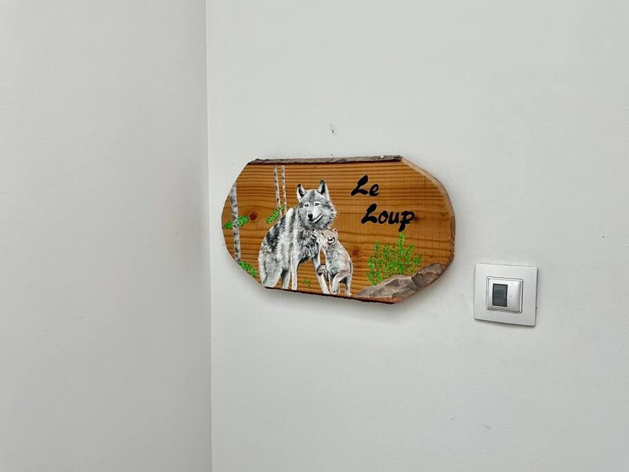 Le Petit Loup, Appartement Neuf Avec Jardin Gerbépal Exteriér fotografie